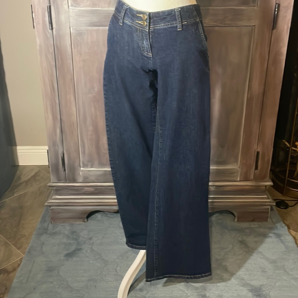 Michael Kors Women’s wide leg jeans, size 2.